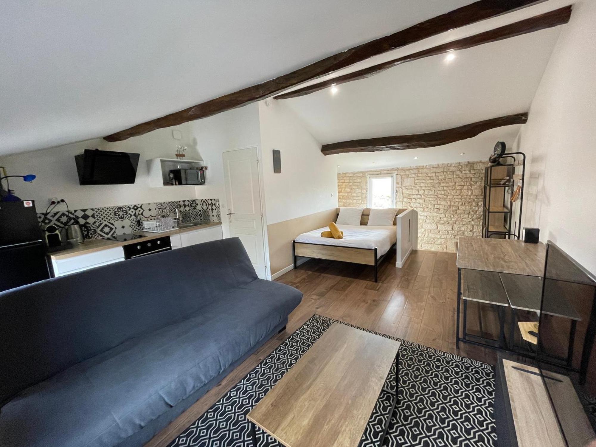 Chez Jean-Yves Et Zoe - Le Saint Andre - Au Calme, Tres Propre, Proche Parkings, Clim Daire Niort Dış mekan fotoğraf